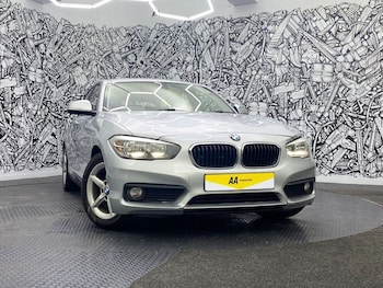 Used BMW 1 Series 2015 for sale - 76848396: Photo