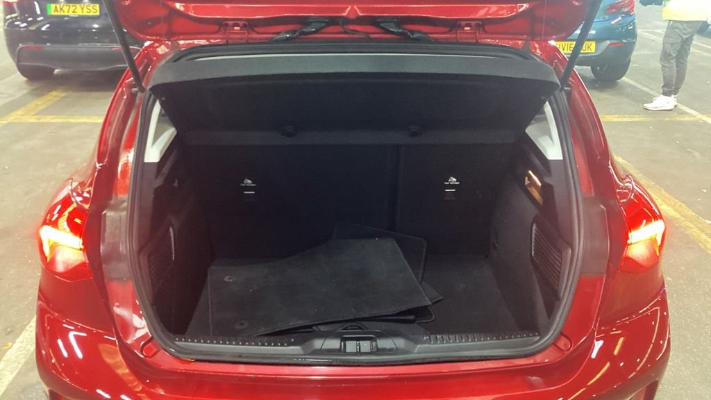 Used Ford Focus 2020 for sale - 77059651: Photo 11