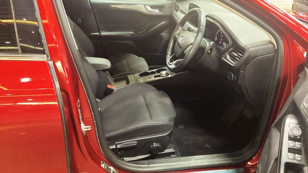 Used Ford Focus 2020 for sale - 77059651: Photo 9