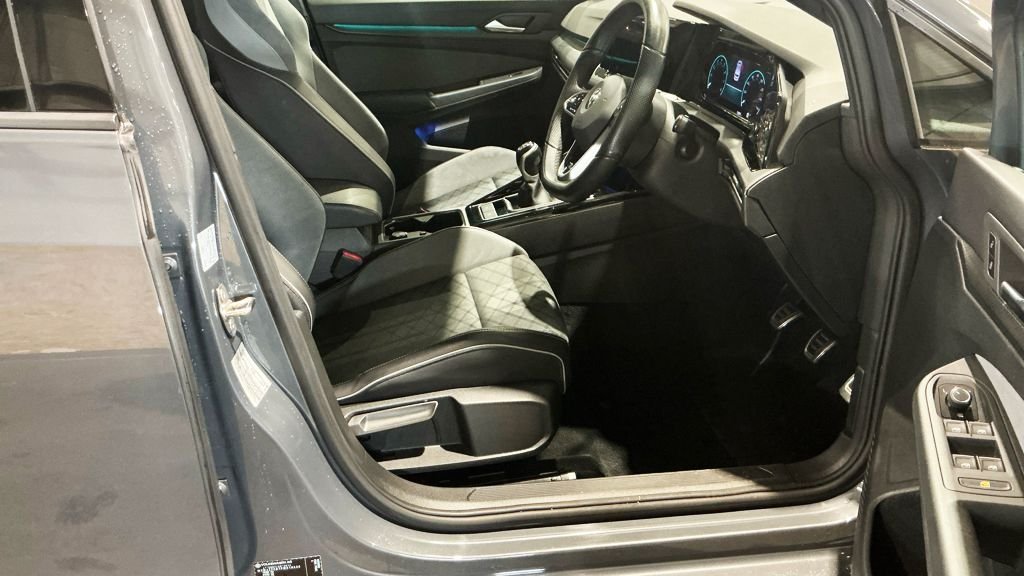 Used Volkswagen Golf 2023 for sale - 78145236: Photo 12