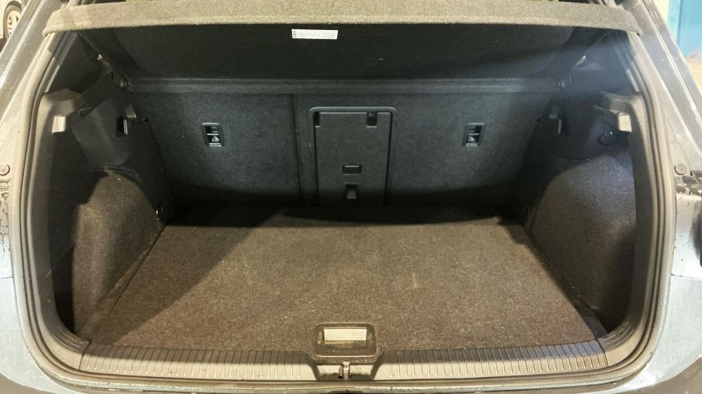 Used Volkswagen Golf 2023 for sale - 78145236: Photo 14