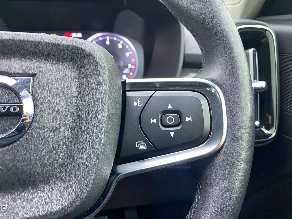 Used Volvo XC40 2022 for sale - 76396367: Photo 23