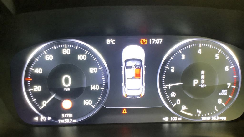 Used Volvo XC40 2022 for sale - 76396367: Photo 9