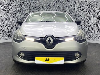 Used Renault Clio 2013 for sale - 76582625: Photo