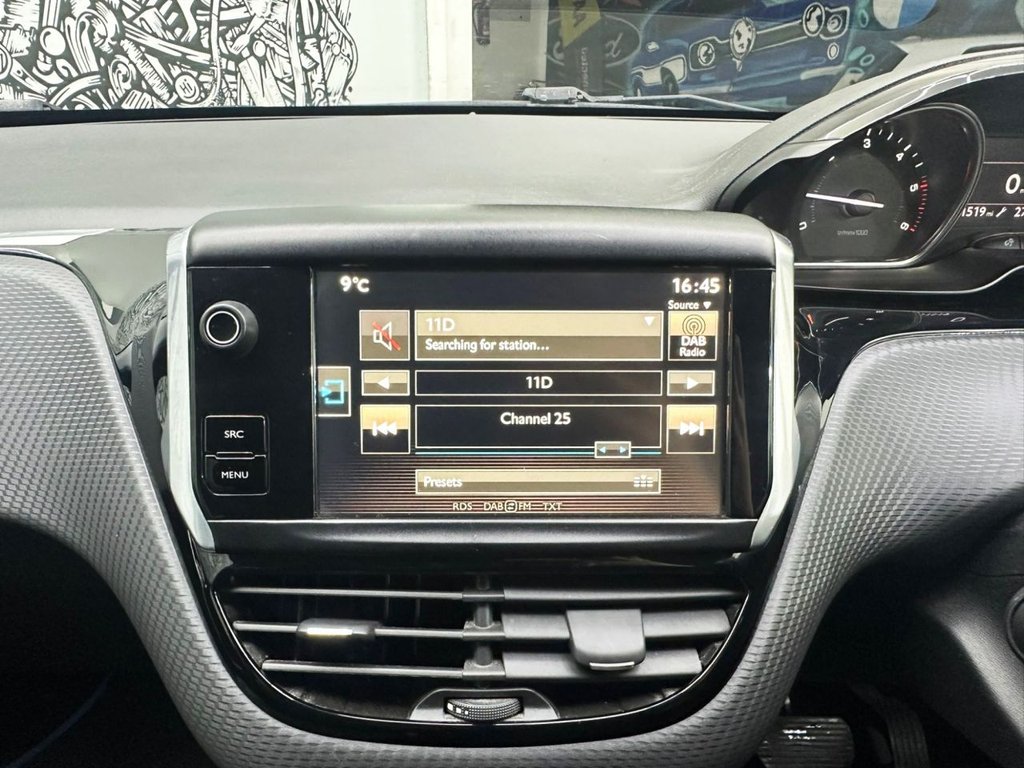 Used Peugeot 2008 2015 for sale - 77879648: Photo 18