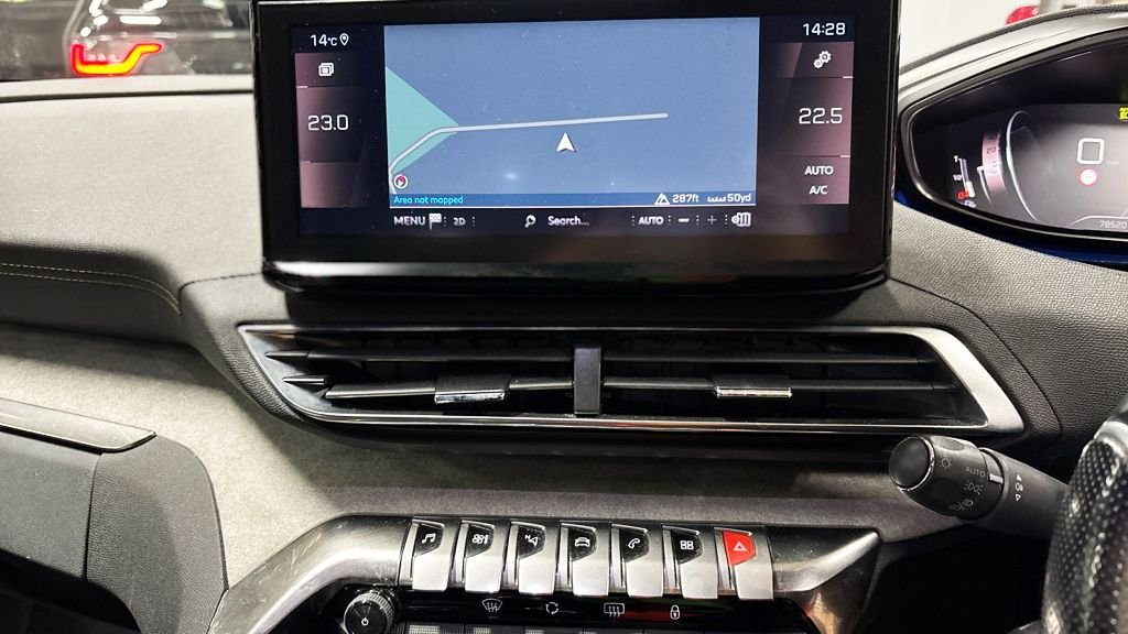 Used Peugeot 3008 2021 for sale - 77140057: Photo 8