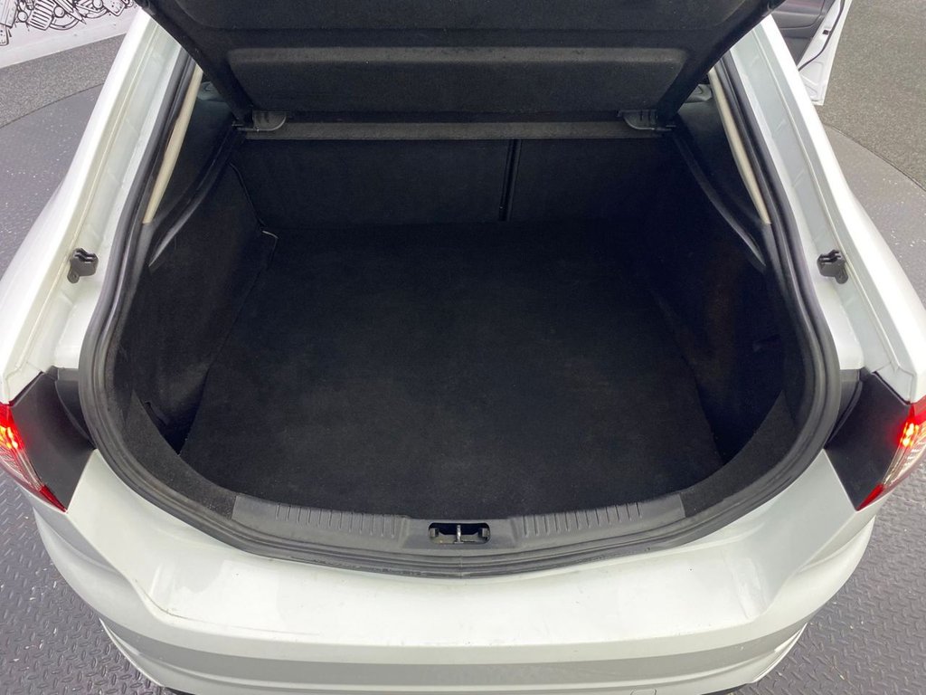 Used Ford Mondeo 2011 for sale - 76934844: Photo 23