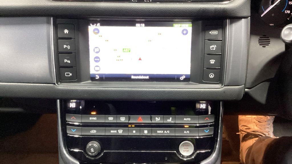 Used Jaguar XF 2018 for sale - 77341683: Photo 9