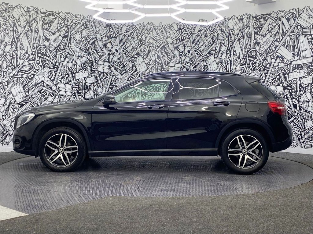 Used Mercedes-Benz 180 2018 for sale - 76039272: Photo 12