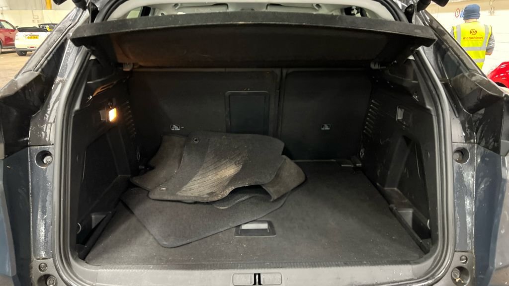 Used Peugeot 3008 2020 for sale - 77111181: Photo 12