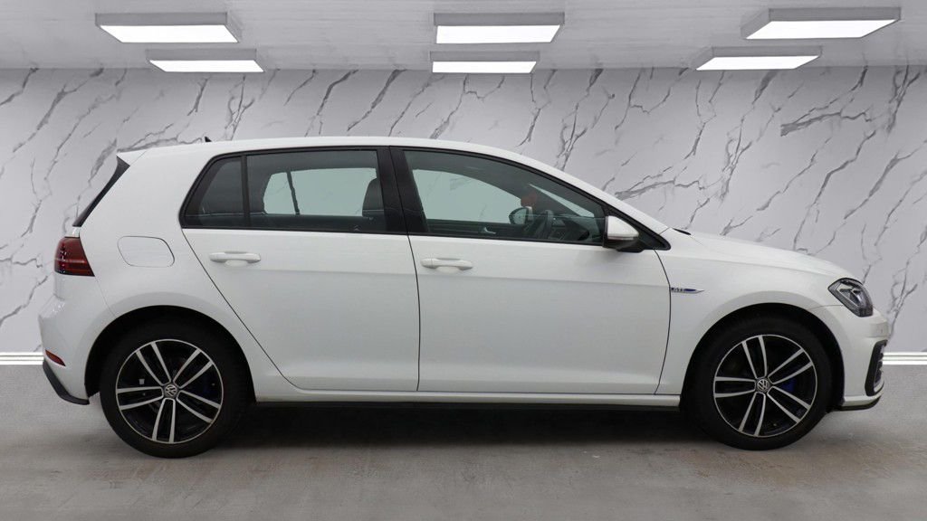 Used Volkswagen Golf 2020 for sale - 77534681: Photo 8