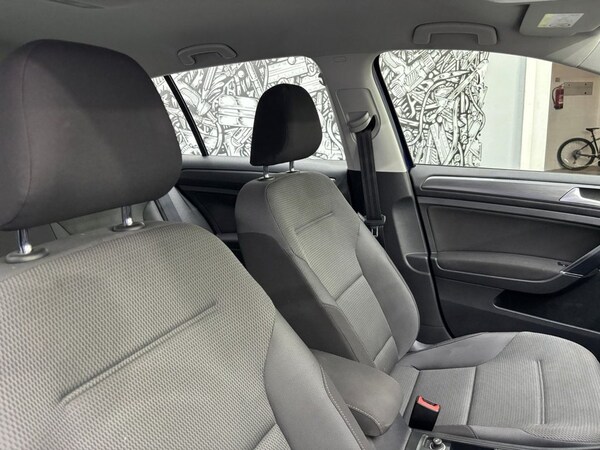 Used Volkswagen Golf 2019 for sale - 74954166: Photo 24