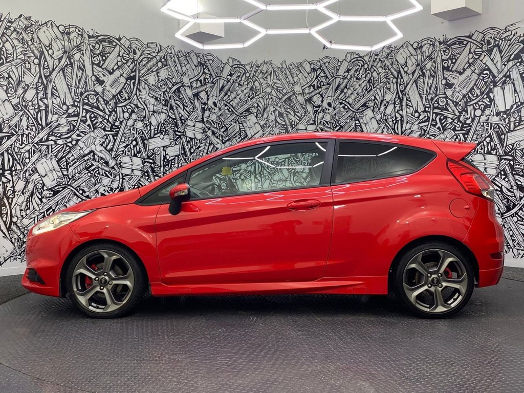 Used Ford Fiesta 2013 for sale - 76686122: Photo 11