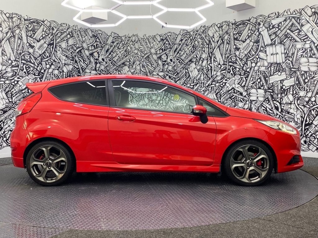 Used Ford Fiesta 2013 for sale - 76686122: Photo 12