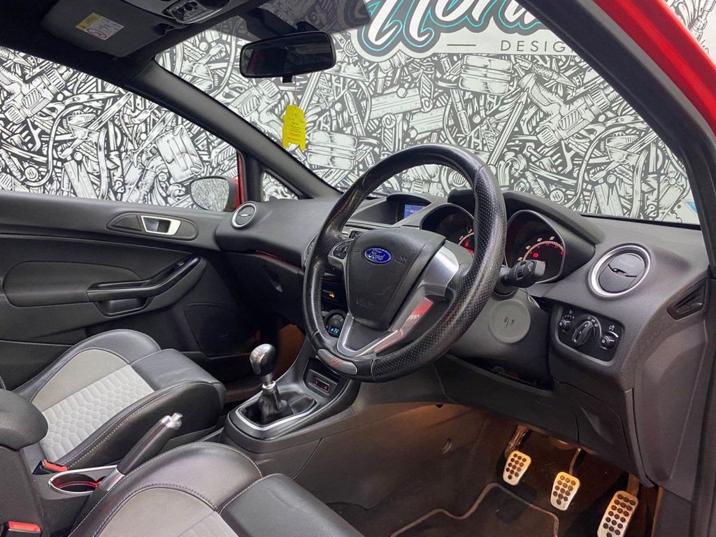 Used Ford Fiesta 2013 for sale - 76686122: Photo 21