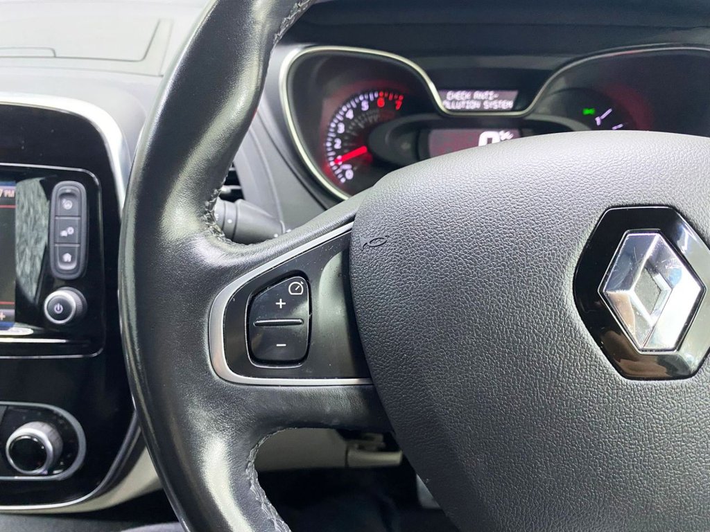 Used Renault Captur 2019 for sale - 76098220: Photo 20