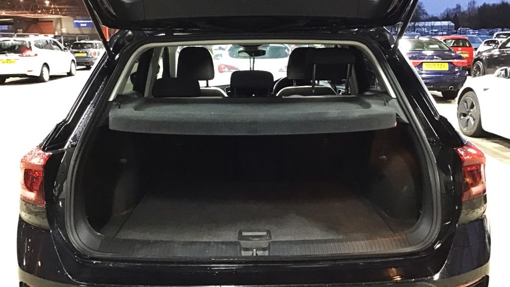 Used Volkswagen T-Roc 2019 for sale - 77064971: Photo 12