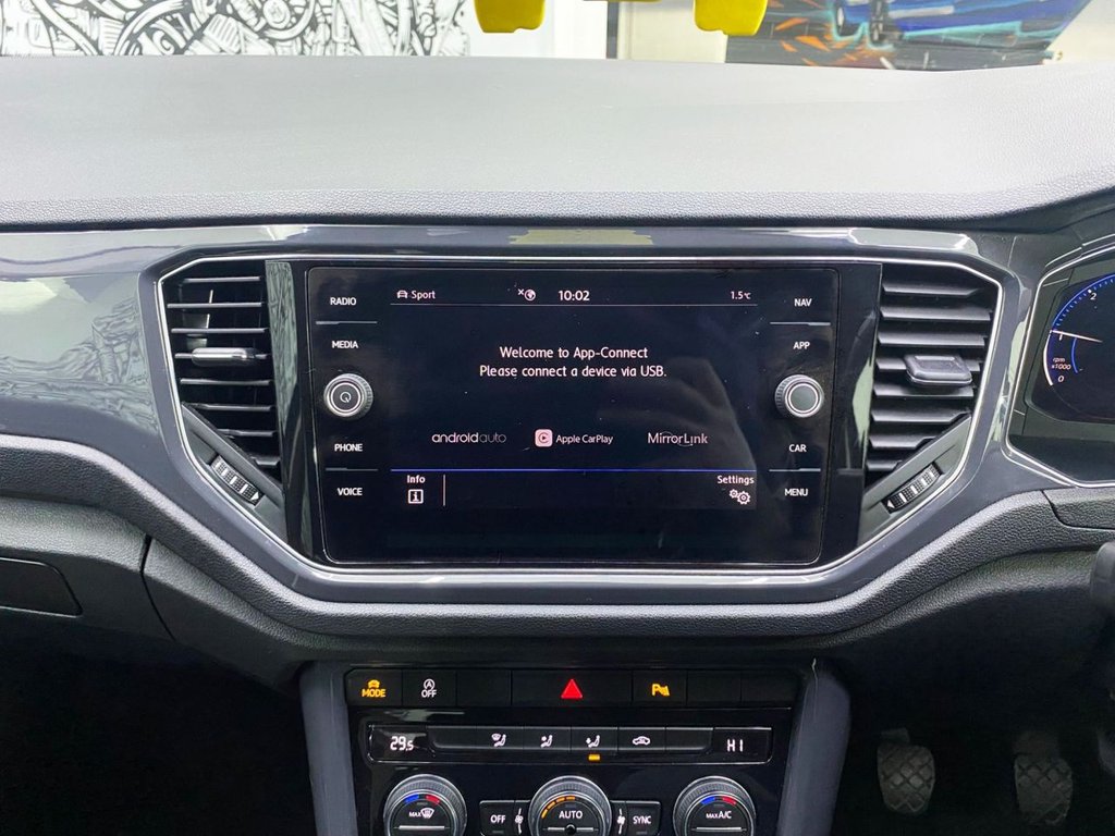 Used Volkswagen T-Roc 2019 for sale - 77064971: Photo 16