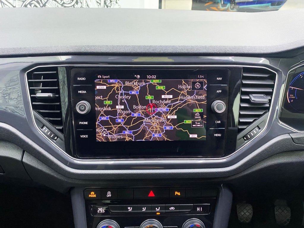 Used Volkswagen T-Roc 2019 for sale - 77064971: Photo 18