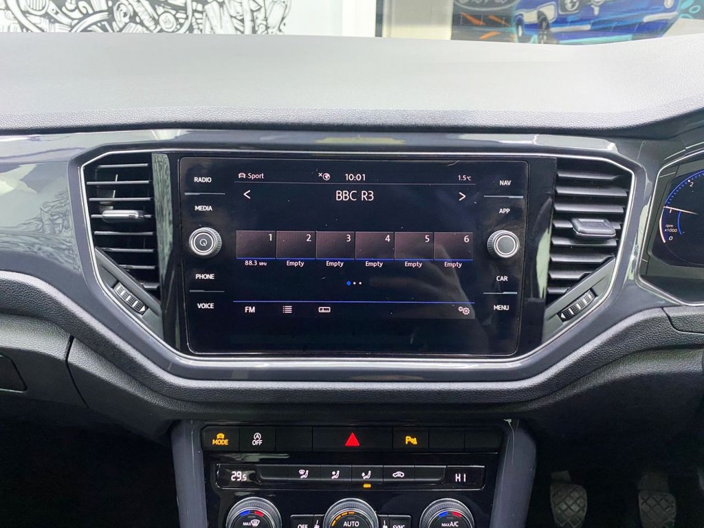 Used Volkswagen T-Roc 2019 for sale - 77064971: Photo 21