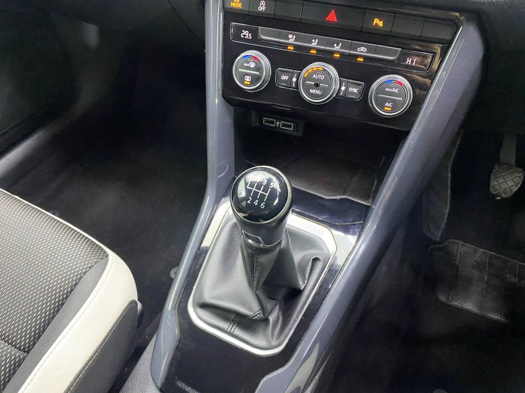 Used Volkswagen T-Roc 2019 for sale - 77064971: Photo 24