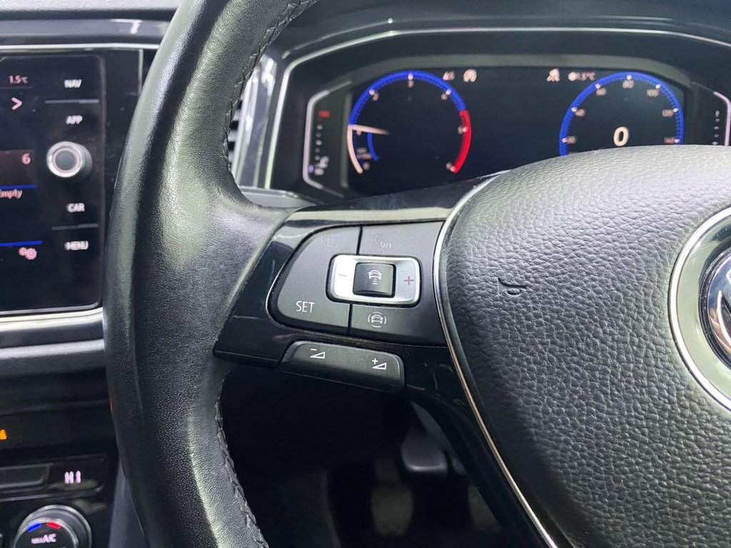 Used Volkswagen T-Roc 2019 for sale - 77064971: Photo 25