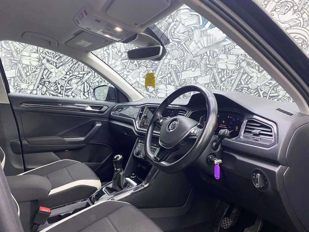 Used Volkswagen T-Roc 2019 for sale - 77064971: Photo 28