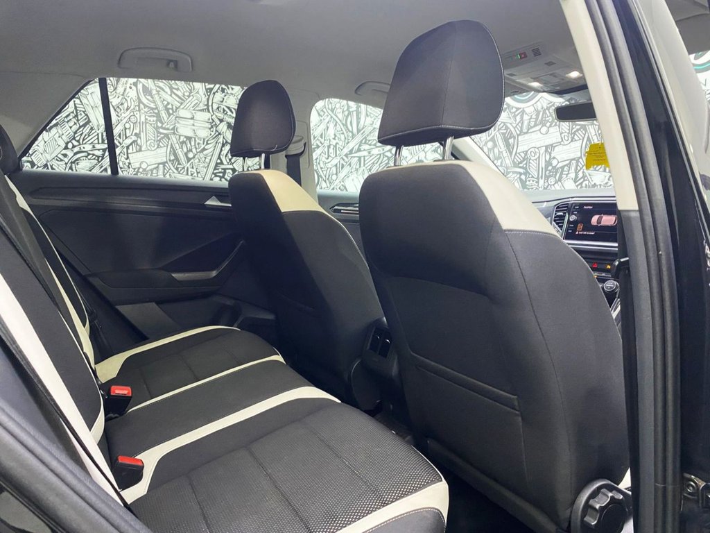 Used Volkswagen T-Roc 2019 for sale - 77064971: Photo 30