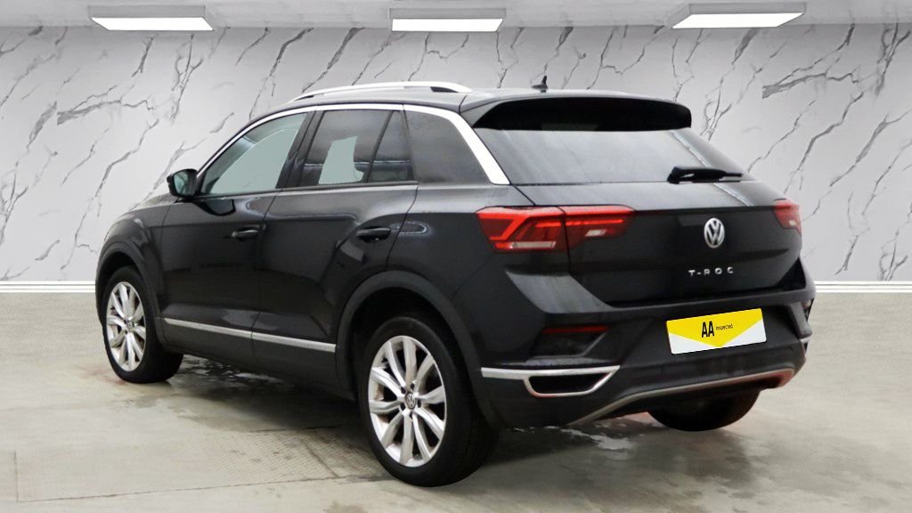 Used Volkswagen T-Roc 2019 for sale - 77064971: Photo 4