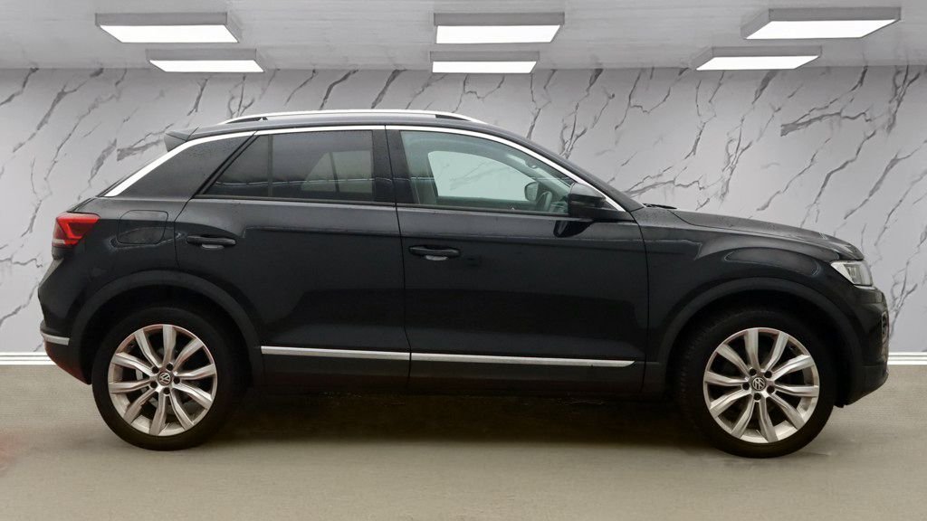 Used Volkswagen T-Roc 2019 for sale - 77064971: Photo 6