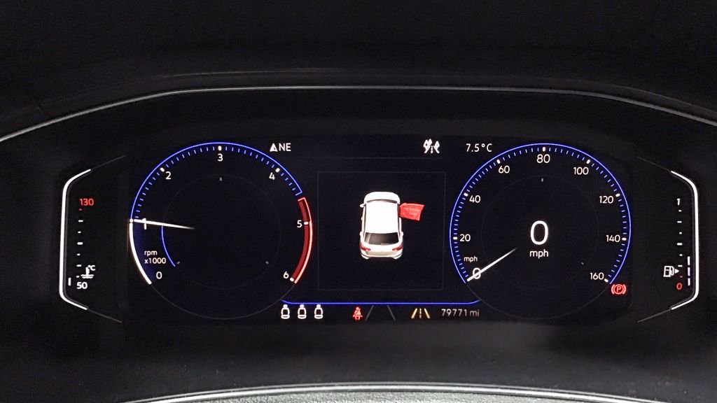 Used Volkswagen T-Roc 2019 for sale - 77064971: Photo 9