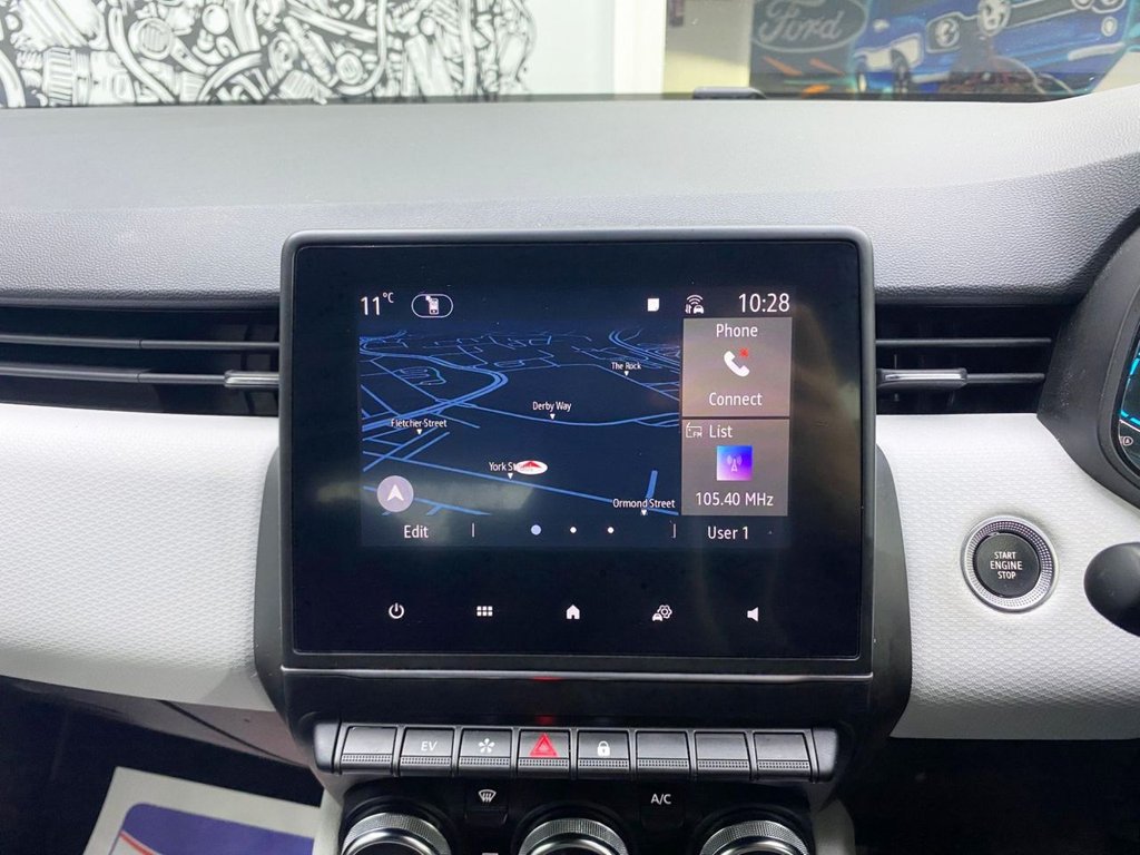 Used Renault Clio 2022 for sale - 76396205: Photo 13