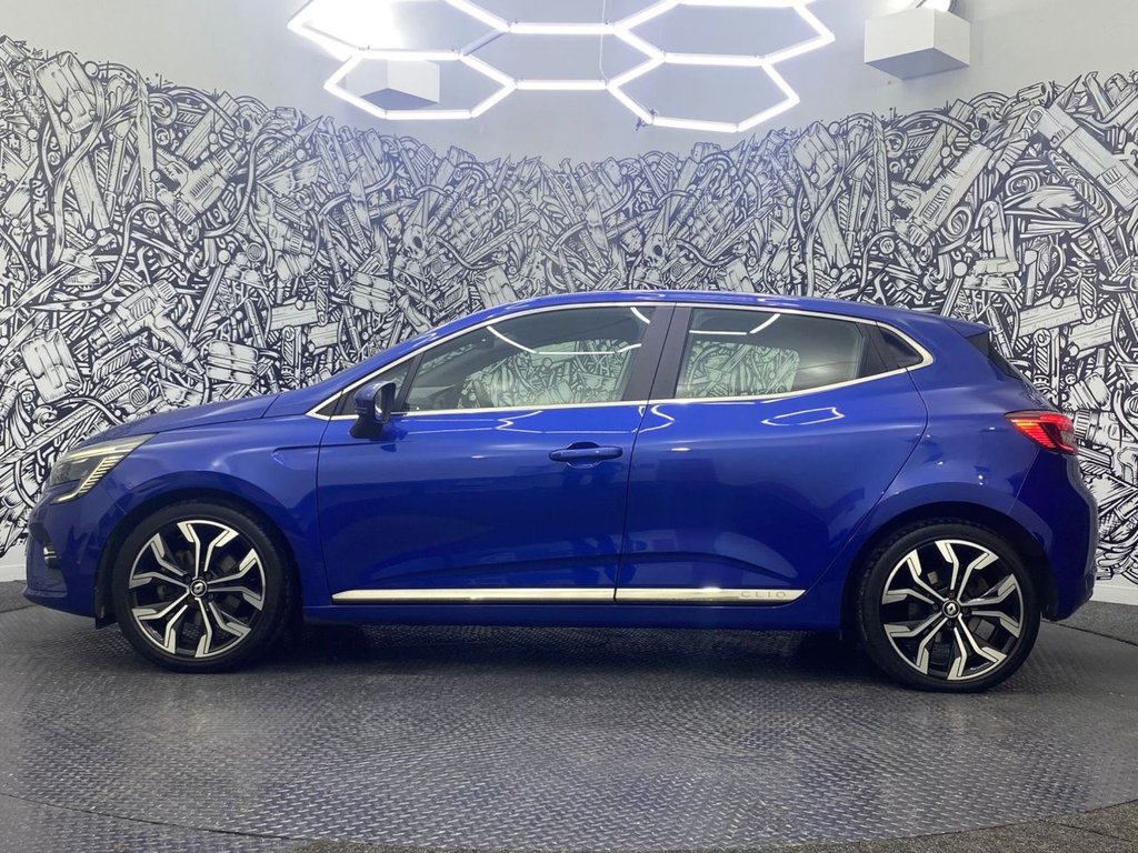 Used Renault Clio 2022 for sale - 76396205: Photo 9