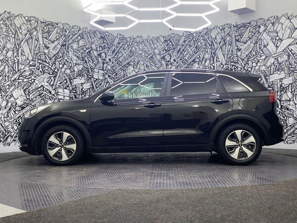Used Kia Niro 2017 for sale - 76323231: Photo 11