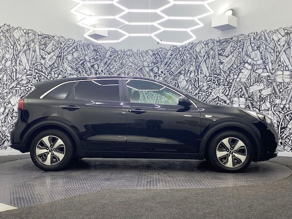 Used Kia Niro 2017 for sale - 76323231: Photo 12