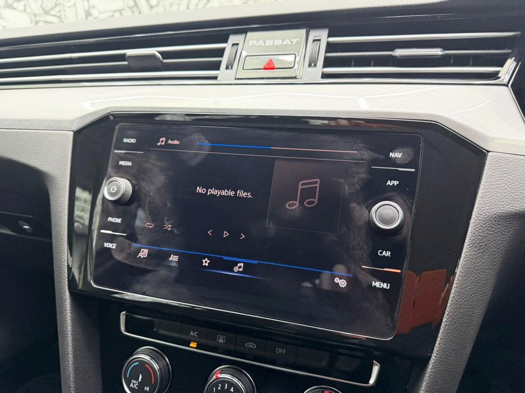 Used Volkswagen Passat 2020 for sale - 76973615: Photo 16