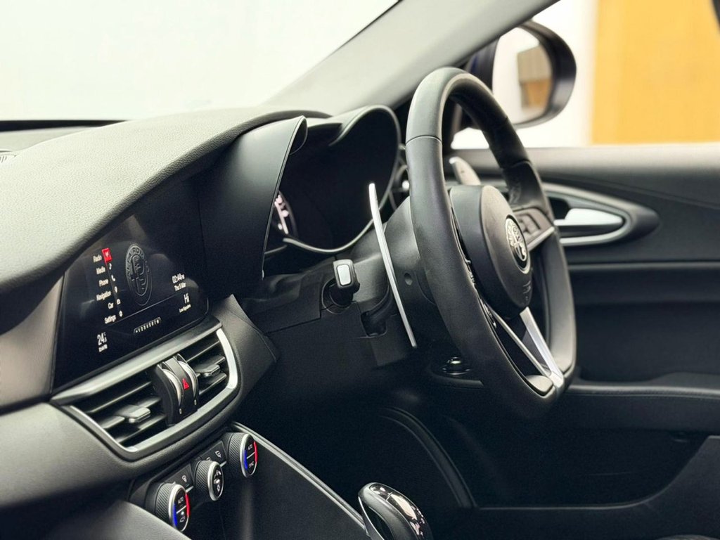 Used Alfa Romeo Giulia 2018 for sale - 78082404: Photo 18