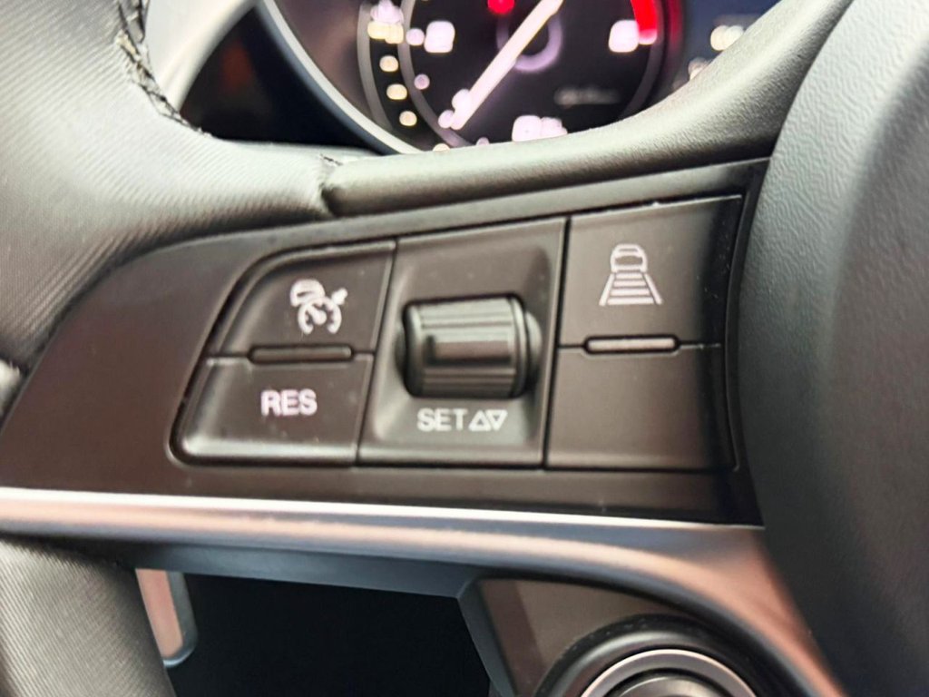 Used Alfa Romeo Giulia 2018 for sale - 78082404: Photo 31