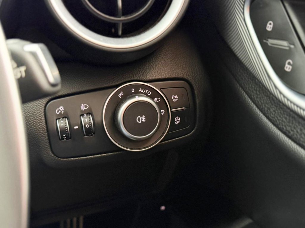 Used Alfa Romeo Giulia 2018 for sale - 78082404: Photo 35