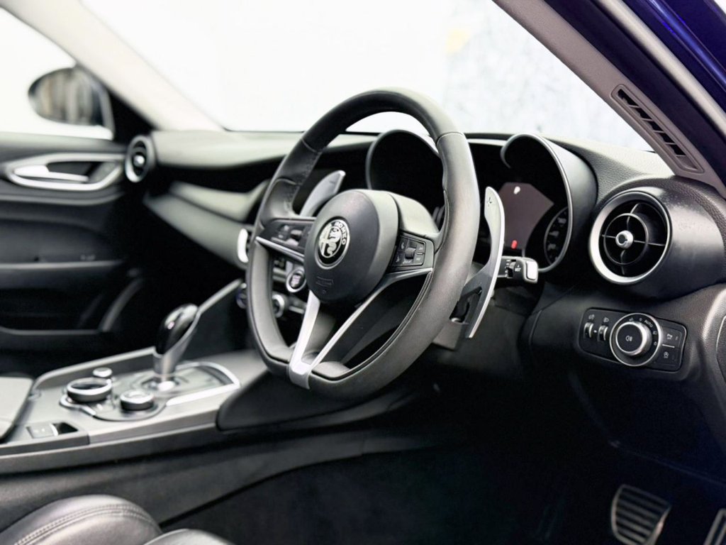 Used Alfa Romeo Giulia 2018 for sale - 78082404: Photo 36