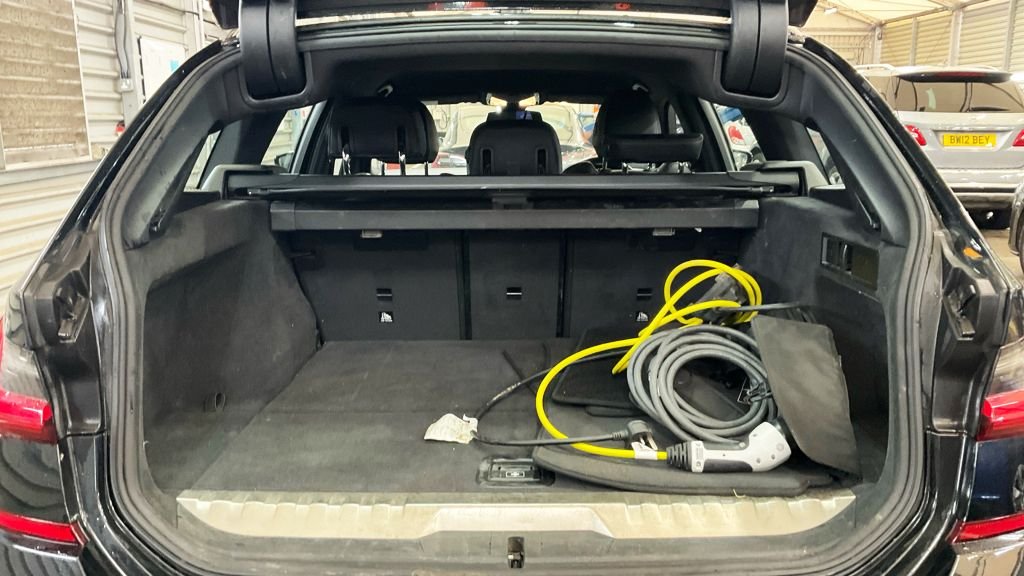 Used BMW 3 Series 2021 for sale - 76396222: Photo 9