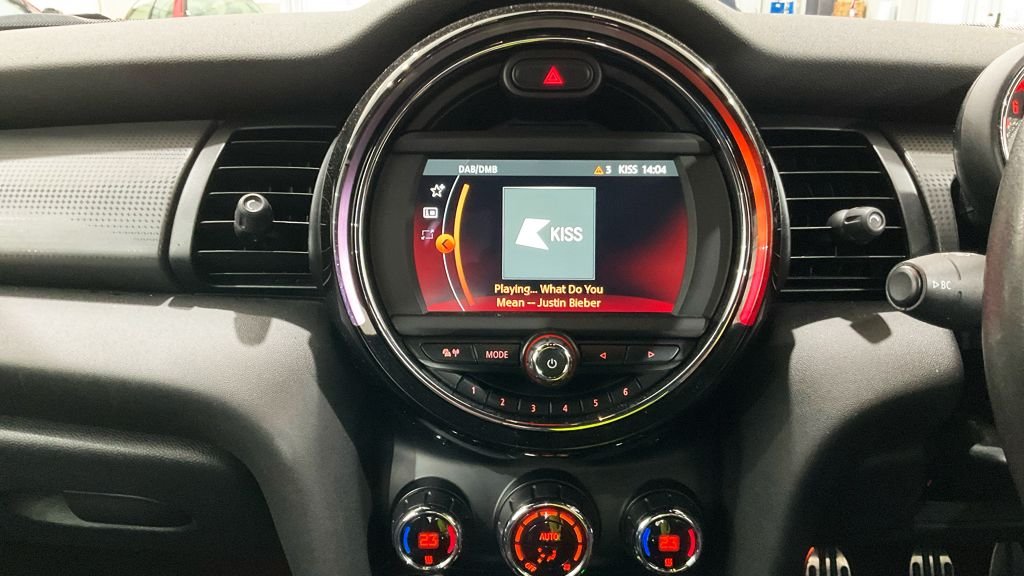 Used MINI Hatch 2019 for sale - 76665718: Photo 7