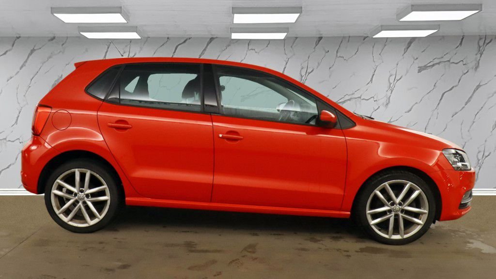 Used Volkswagen Polo 2017 for sale - 77642884: Photo 6