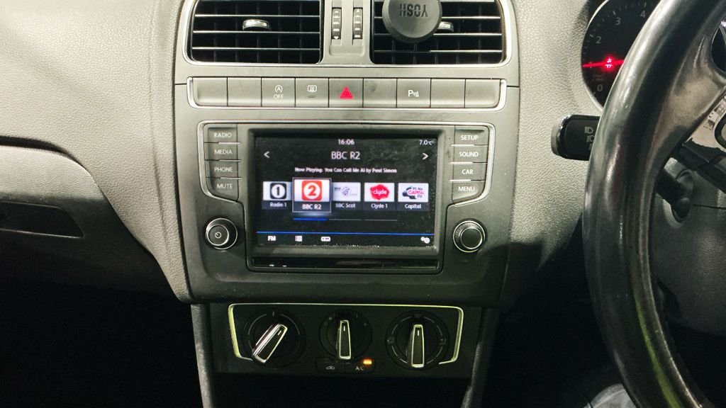 Used Volkswagen Polo 2017 for sale - 77642884: Photo 9