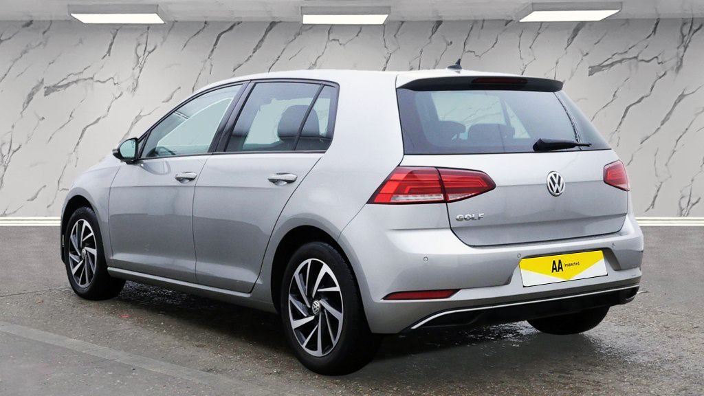 Used Volkswagen Golf 2019 for sale - 76665534: Photo 4