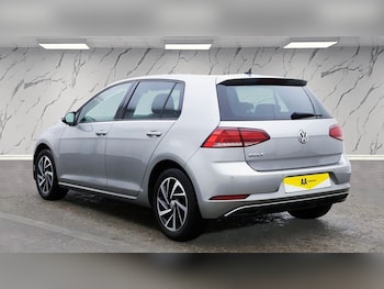 Used Volkswagen Golf 2019 for sale - 76665534: Photo