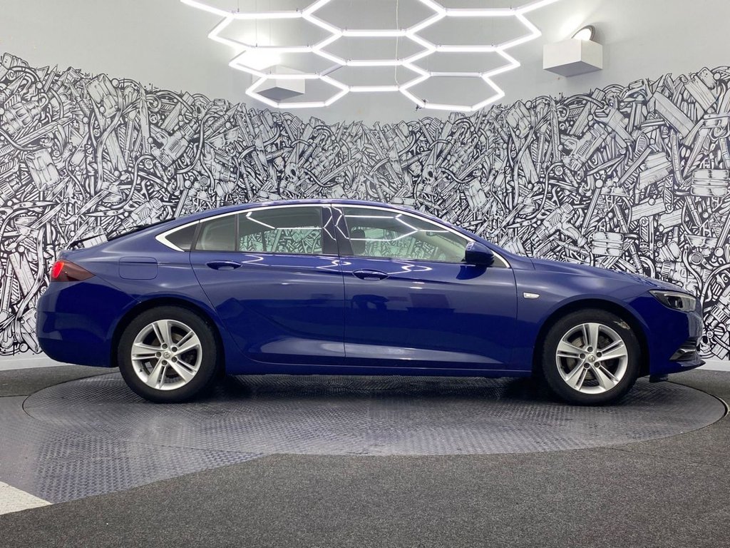 Used Vauxhall Insignia 2019 for sale - 77059638: Photo 12