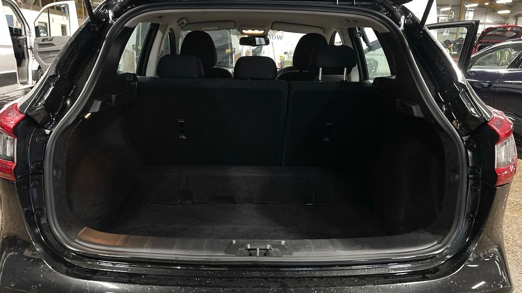 Used Nissan Qashqai 2020 for sale - 76724749: Photo 11