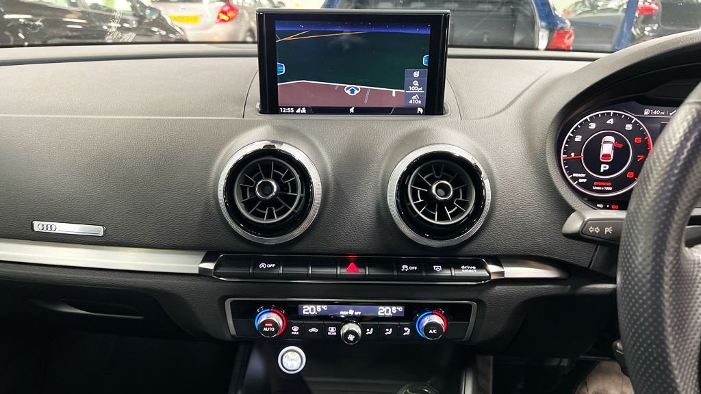 Used Audi A3 2017 for sale - 77608952: Photo 11