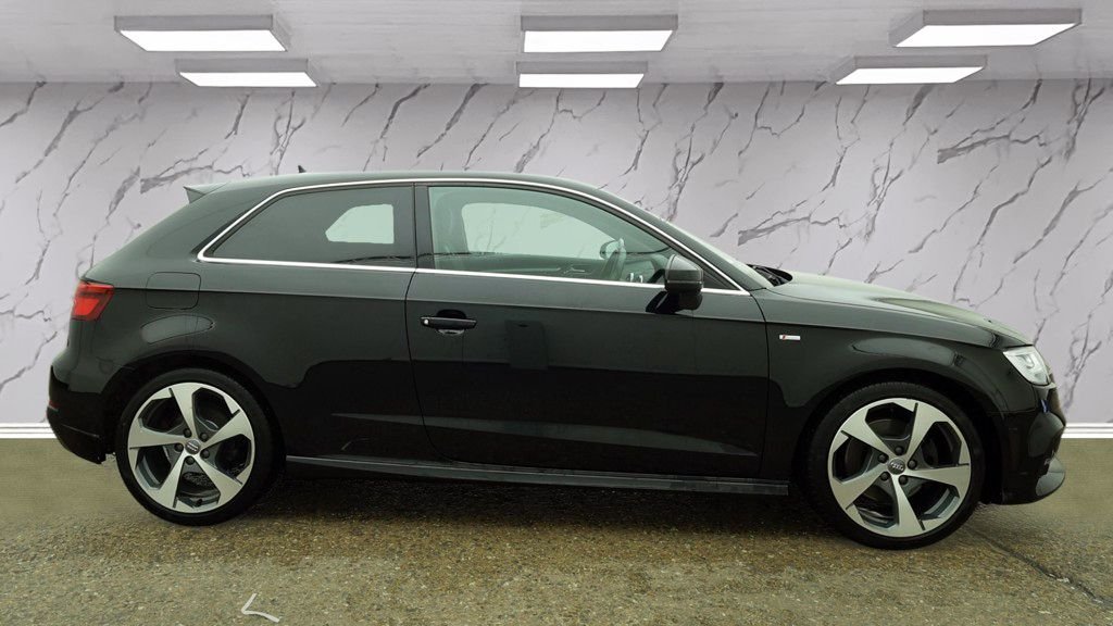 Used Audi A3 2017 for sale - 77608952: Photo 8